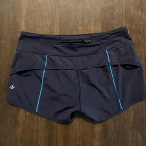 Lululemon Run Speed Short 2.5” - Dark Blue with light blue accent threading